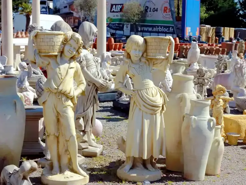 Statues personnages vendange