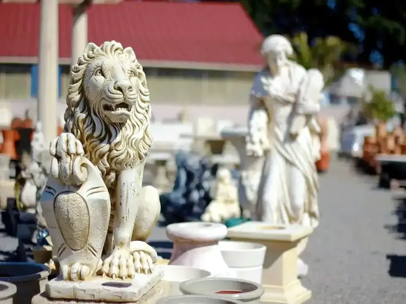 Statues lion